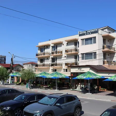 H Infinity Mamaia Nord 호텔