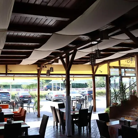 H Infinity Mamaia Nord فندق Năvodari
