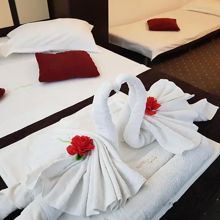 H Infinity Mamaia Nord 3* Navodari